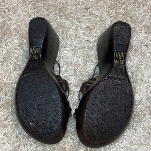 Wedged Sandals! - Picture 5 of 5